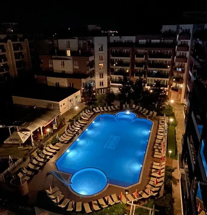 Admiral Plaza-1